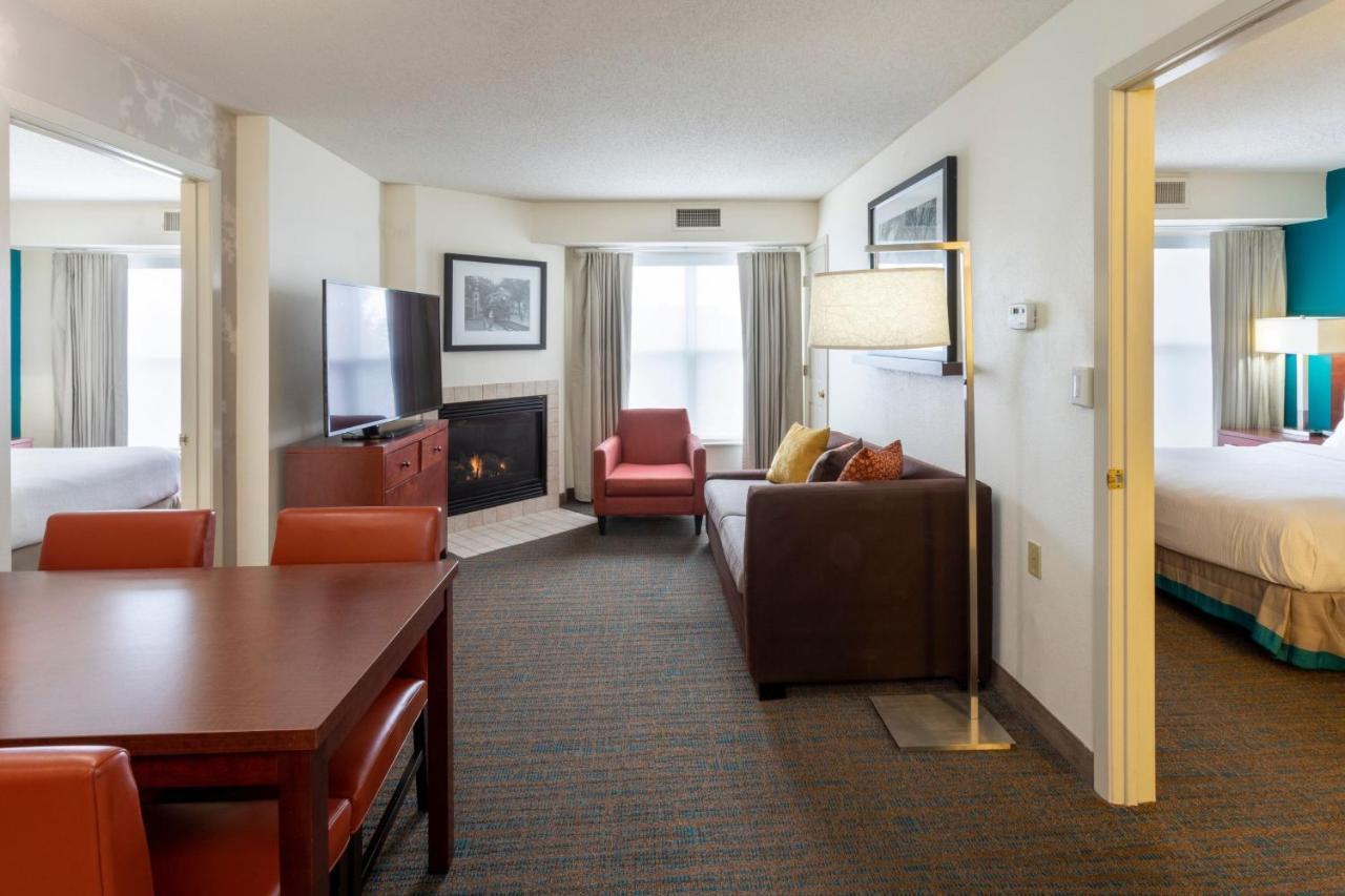 Residence Inn Minneapolis St. Paul/Roseville Exterior photo